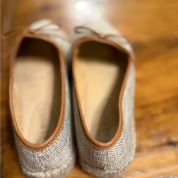 Talbots Tan Espadrilles with Brown Trim - Picture 6 of 8